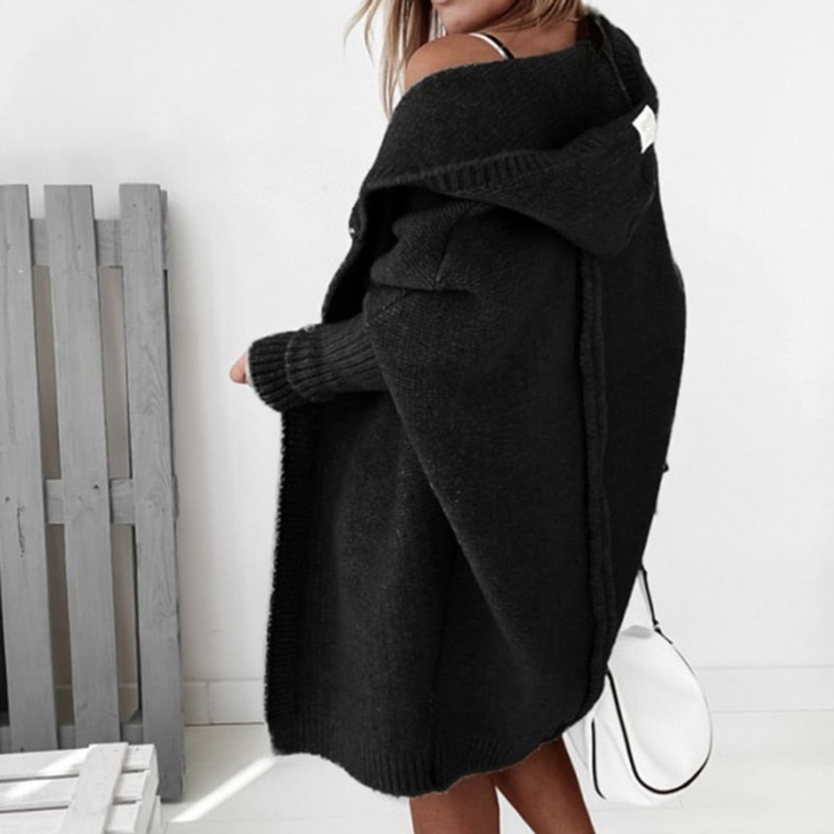 gilet long femme oversize à capuche en noir