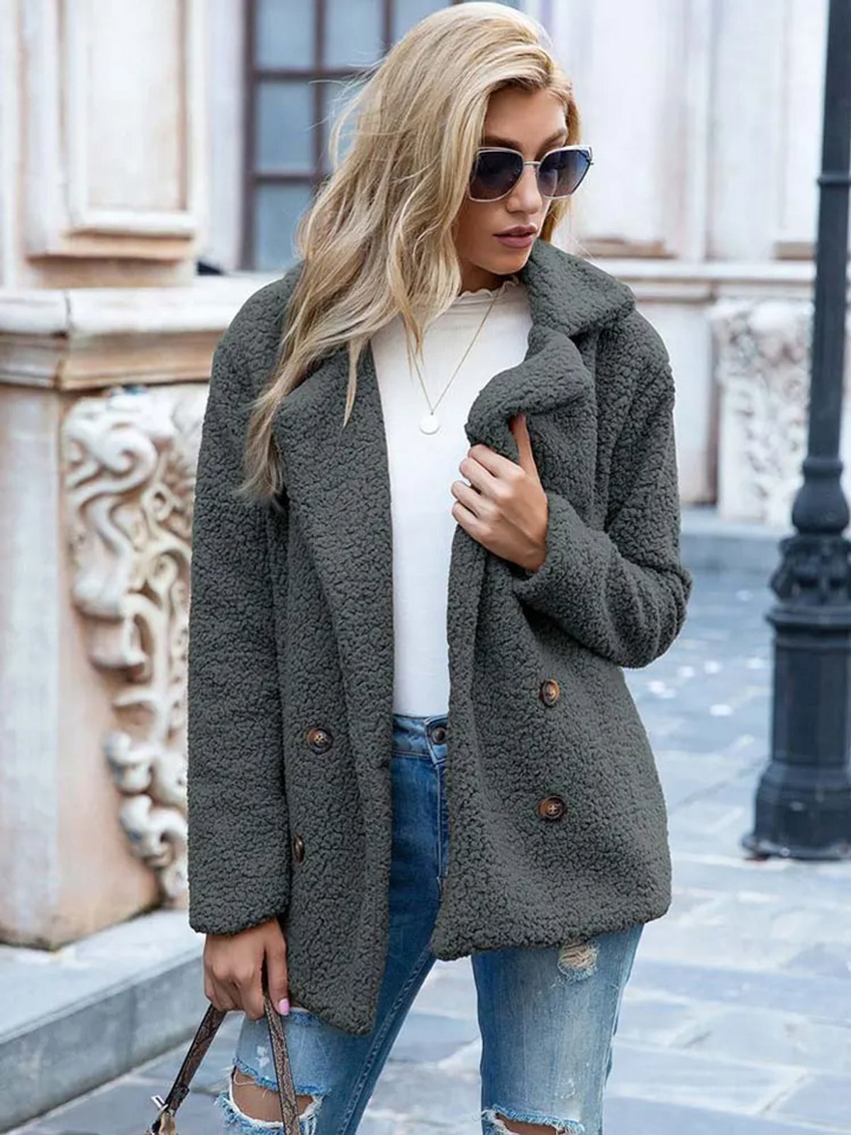 manteau femme coupe droite col cranté en gris