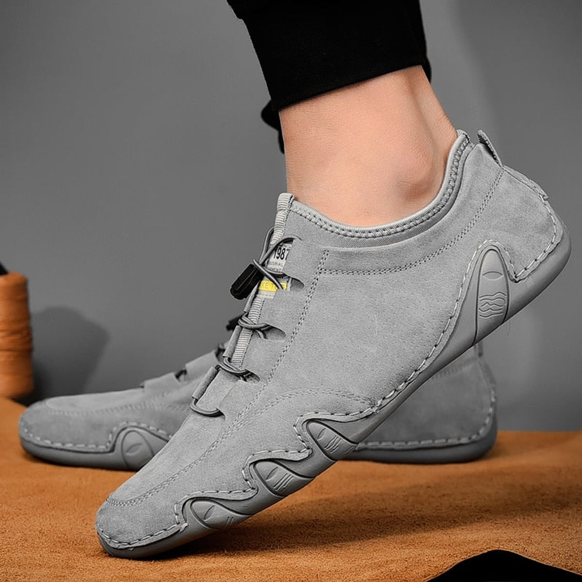mocassin homme sans lacets gris