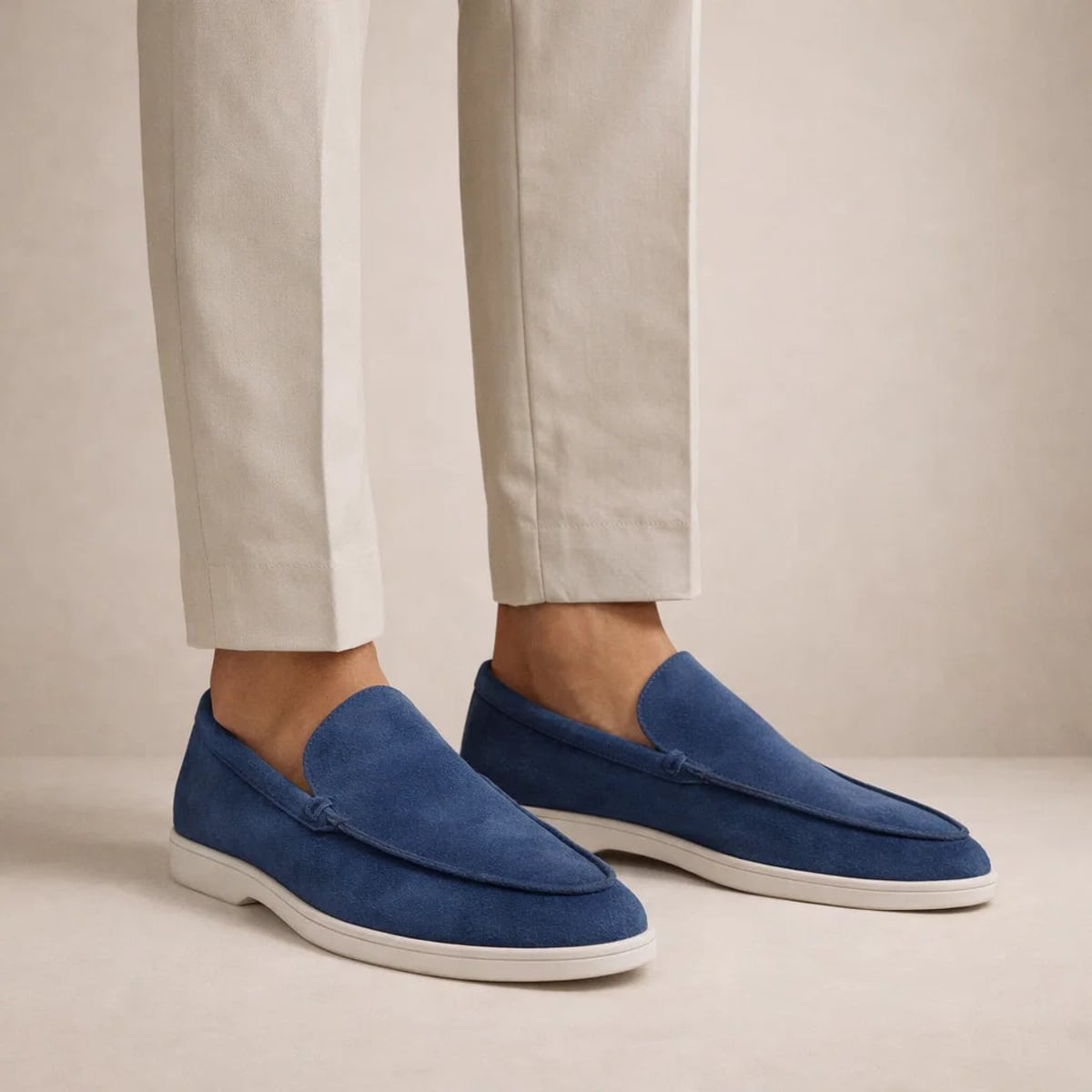 mocassin homme semelle blanche en bleu marine