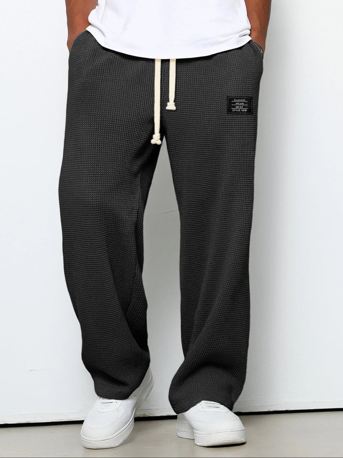 pantalon homme coupe droite large taille élastique en noir