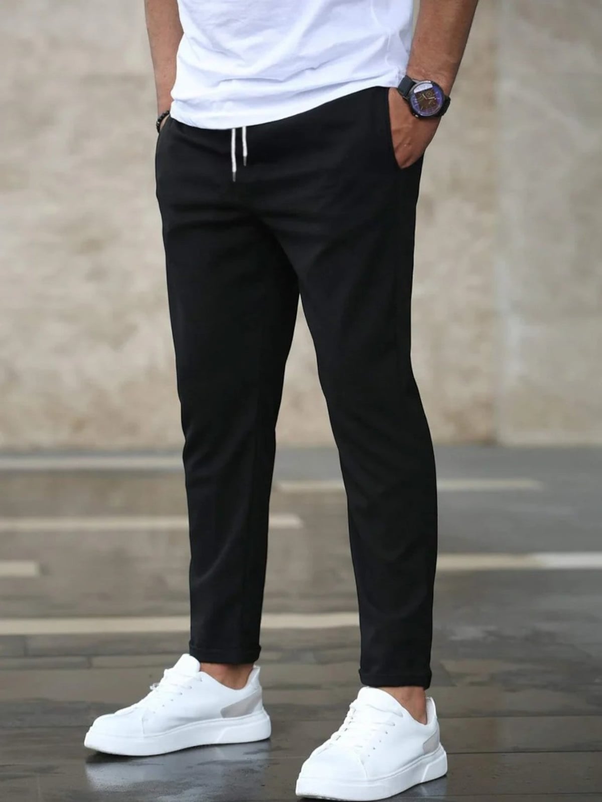 pantalon homme coupe slim taille élastiquée en noir