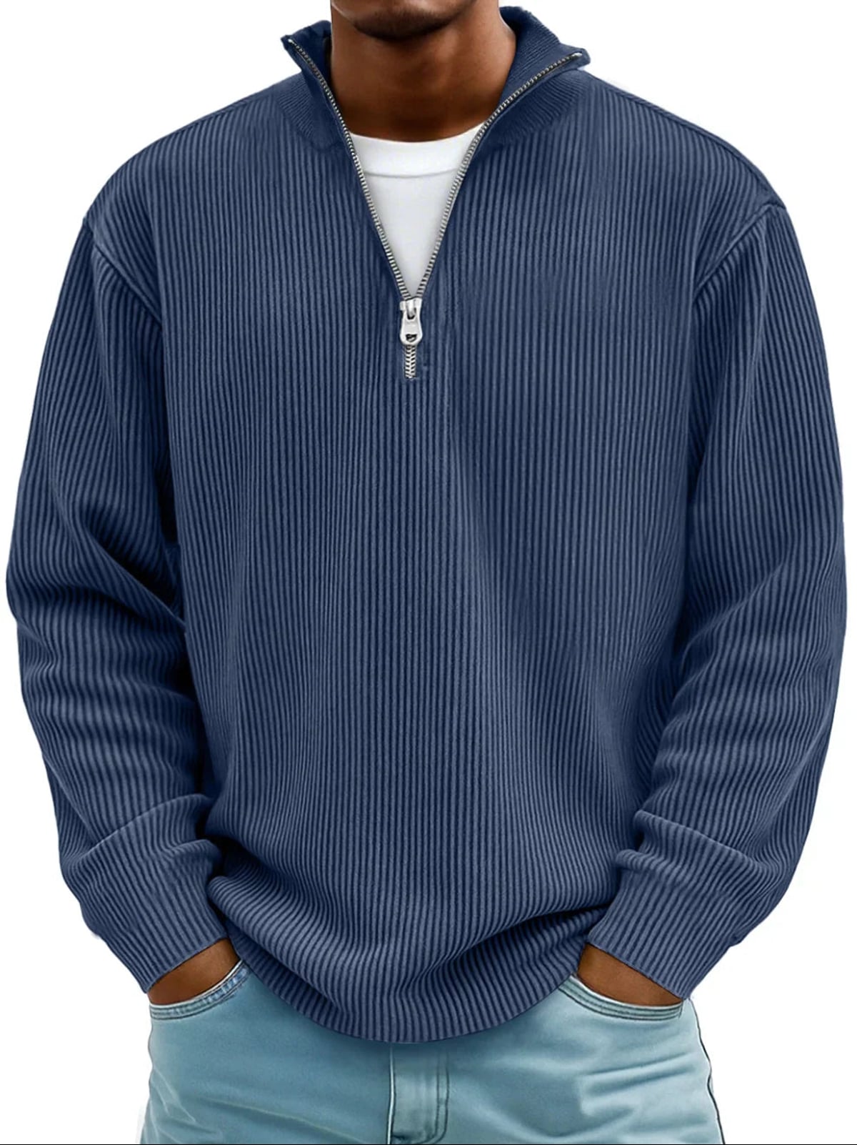 pull homme col zippé mi-hauteur coupe ample structuré en bleu marine