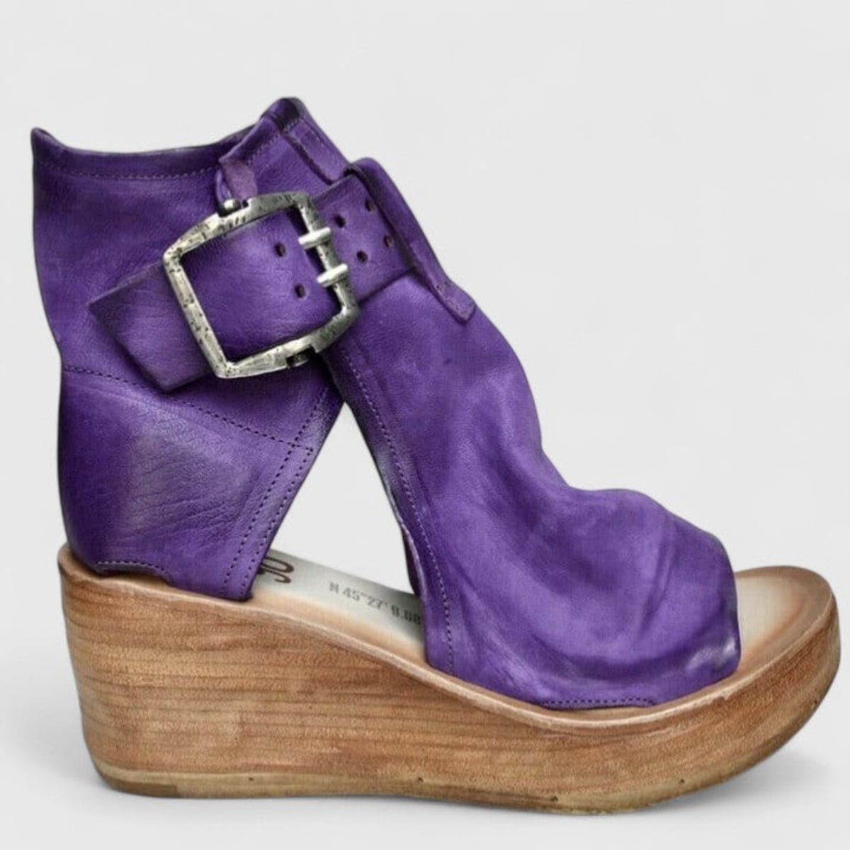 sandales compensées femme bout ouvert boucles en violet