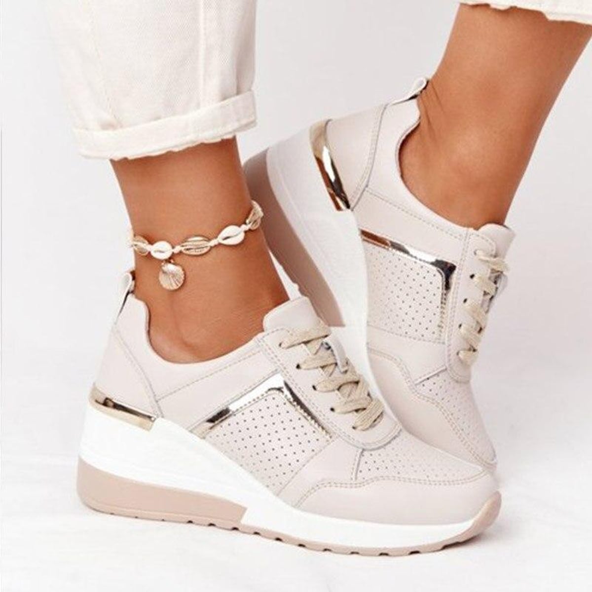 sneakers femme compensées à lacets en beige