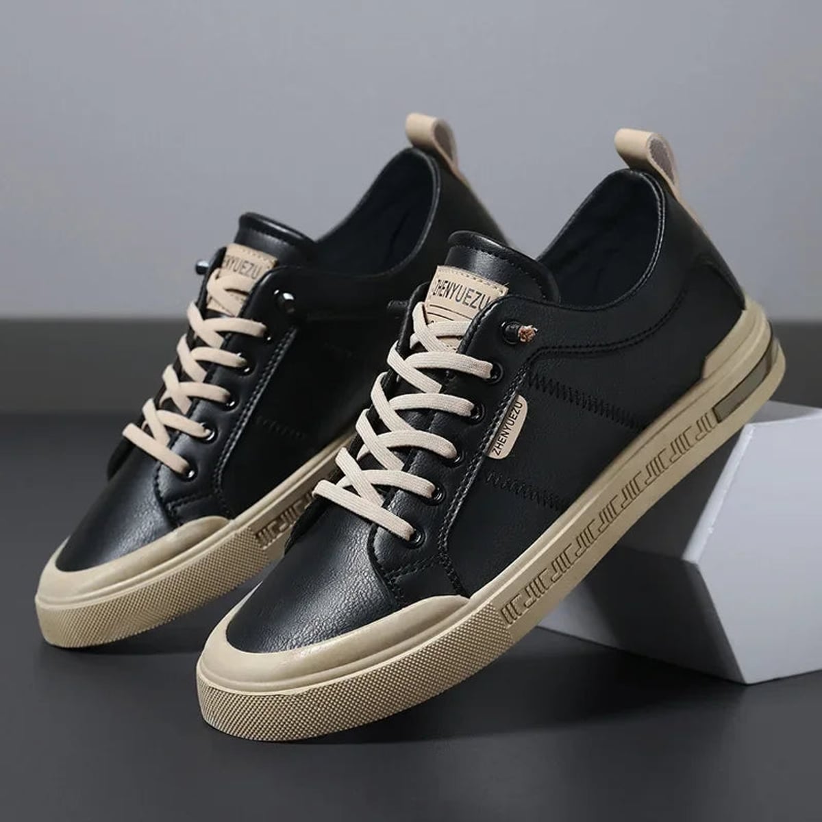 sneakers homme bicolore low-top en noir/beige