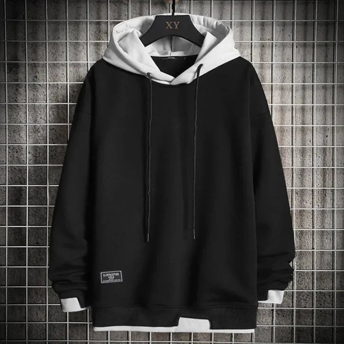 sweat à capuche homme coupe ample en noir