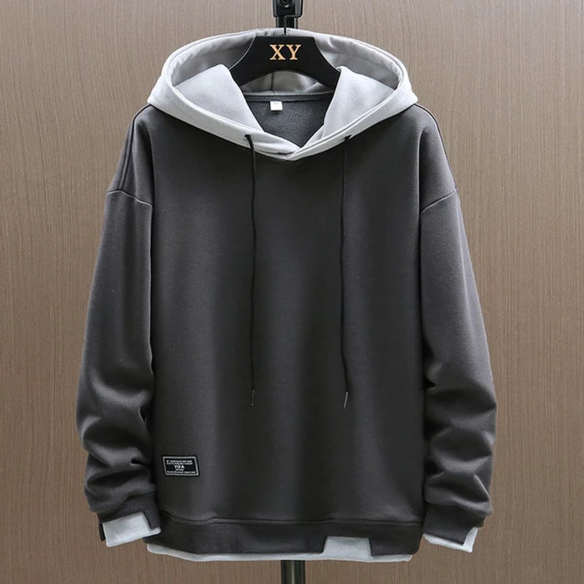 sweat à capuche homme coupe oversize en gris