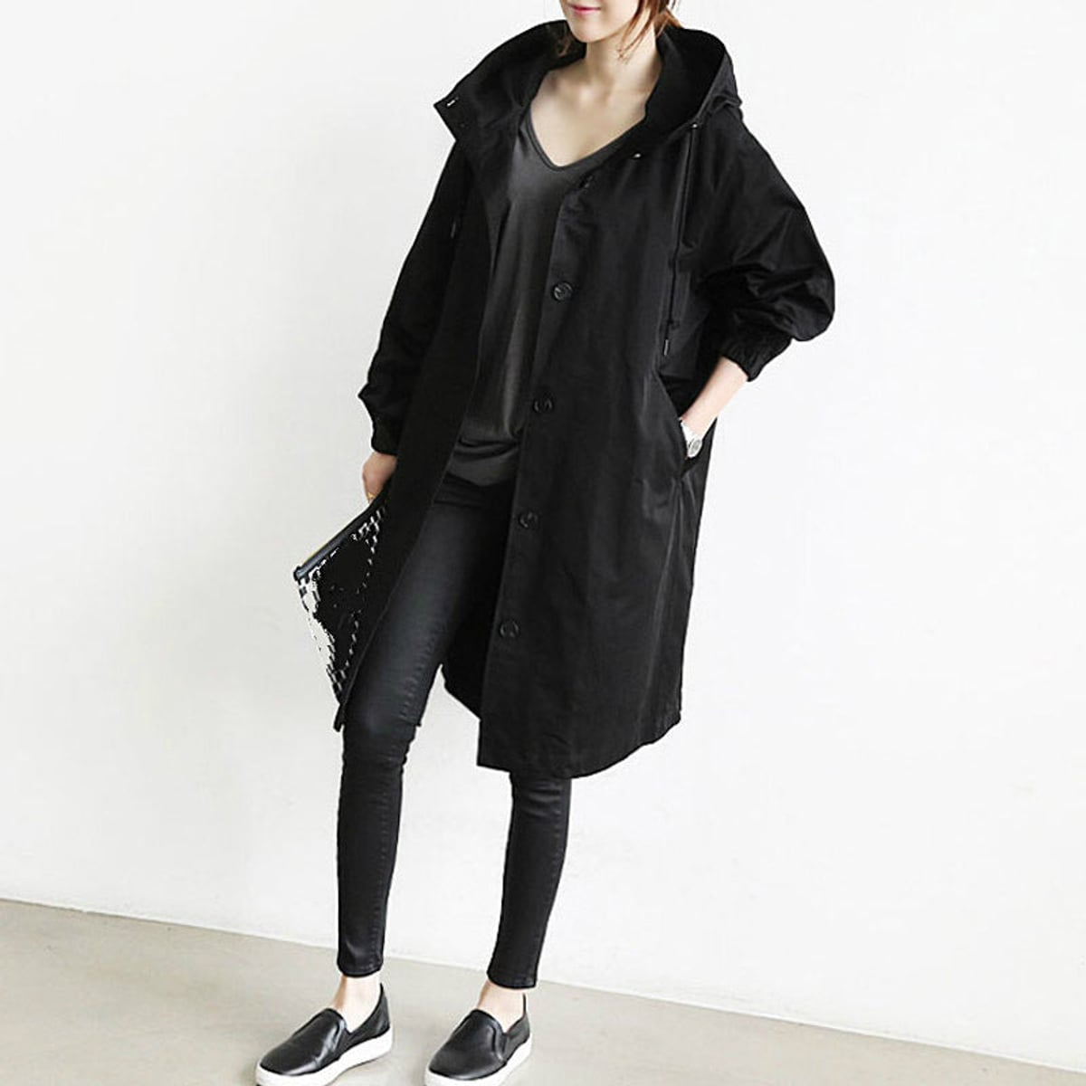 trench femme à capuche longueur genou en noir