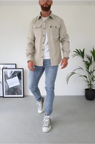 veste chemise homme manches longues poches poitrine en creme