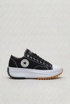 basket femme semelle plateforme lacets en noir