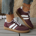 basket femme style rétro à lacets en bordeaux & blanc