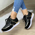 baskets femme lacets détails dorés en noir