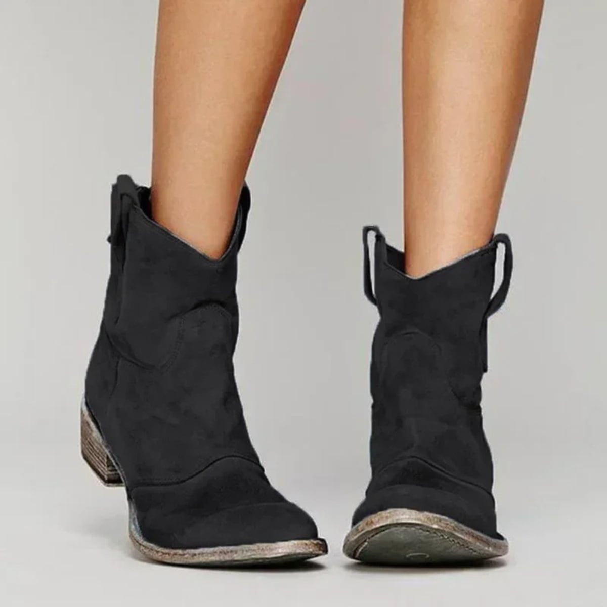 boots femme bout pointu talon bloc western en noir