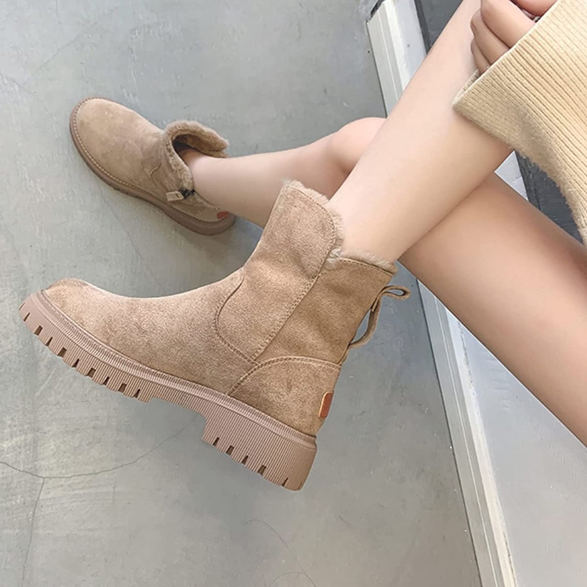 boots femme fourrées plateforme crantée en abricot