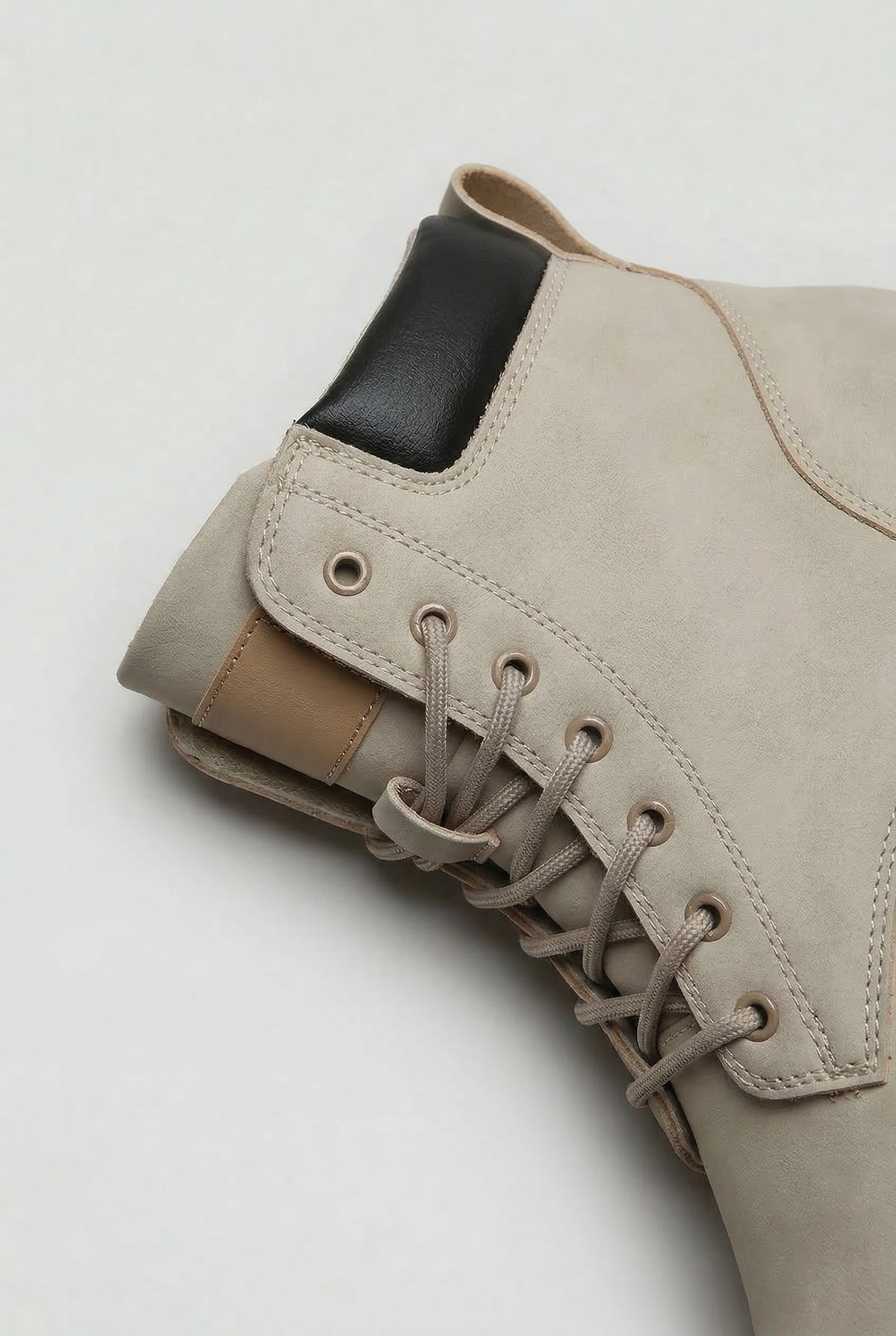 boots homme lacets semelle crantée