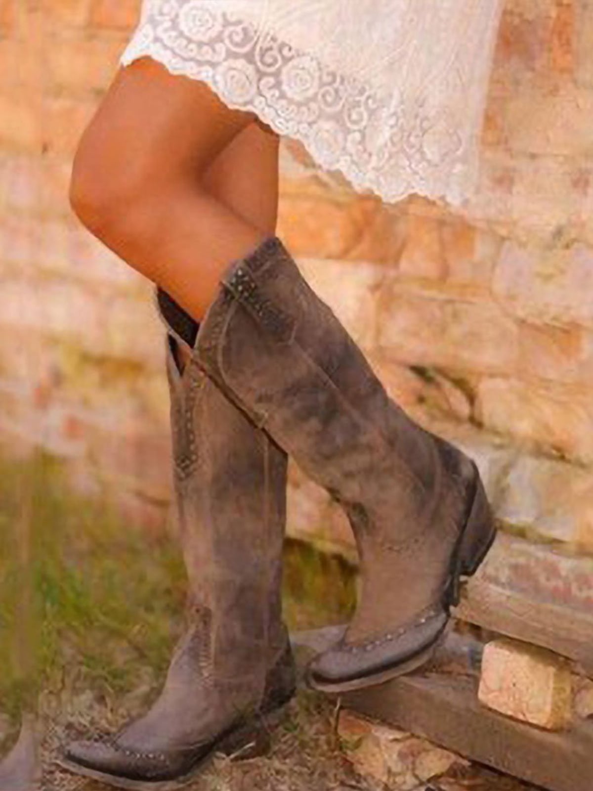 bottes cowboy femme à rivets montantes en marron