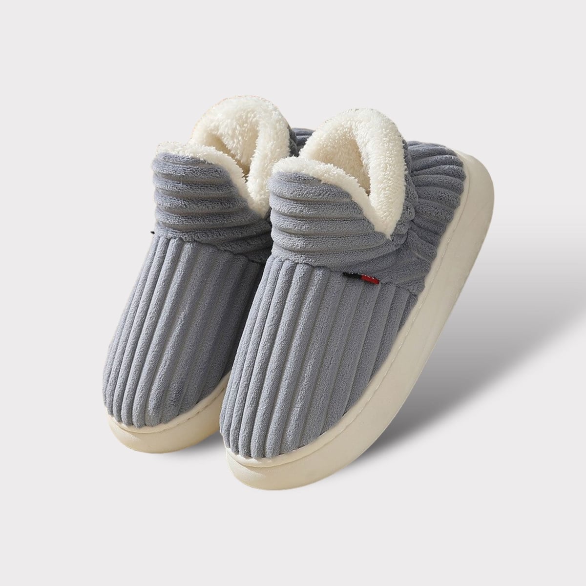 chausson femme fourré col haut en gris