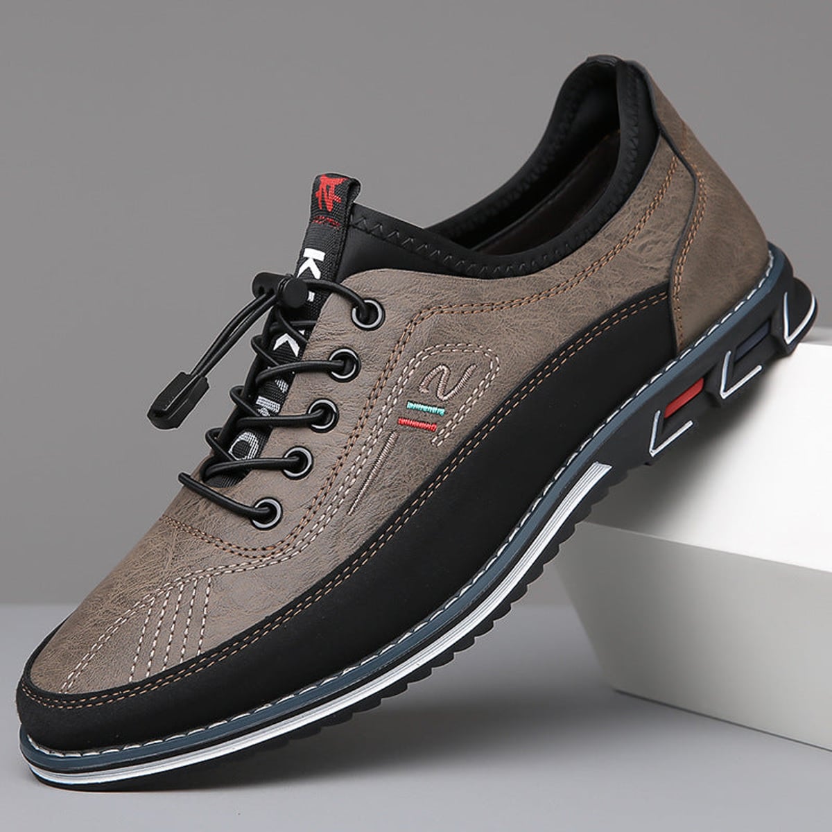 chaussures homme lacets semelle crantée en gris pierre