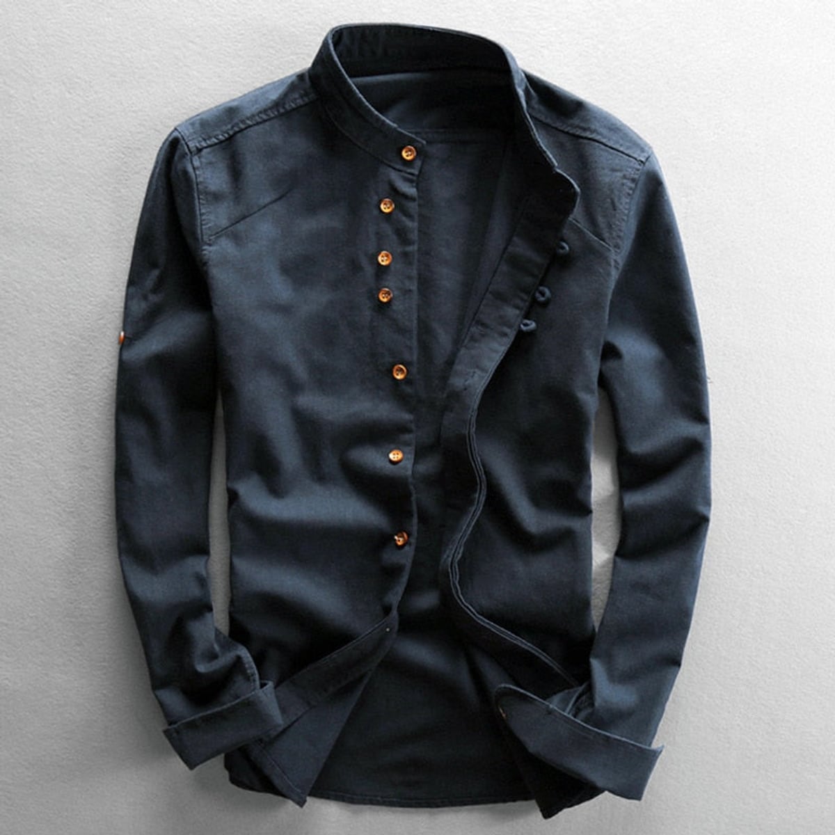 chemise homme col montant coupe droite en marine