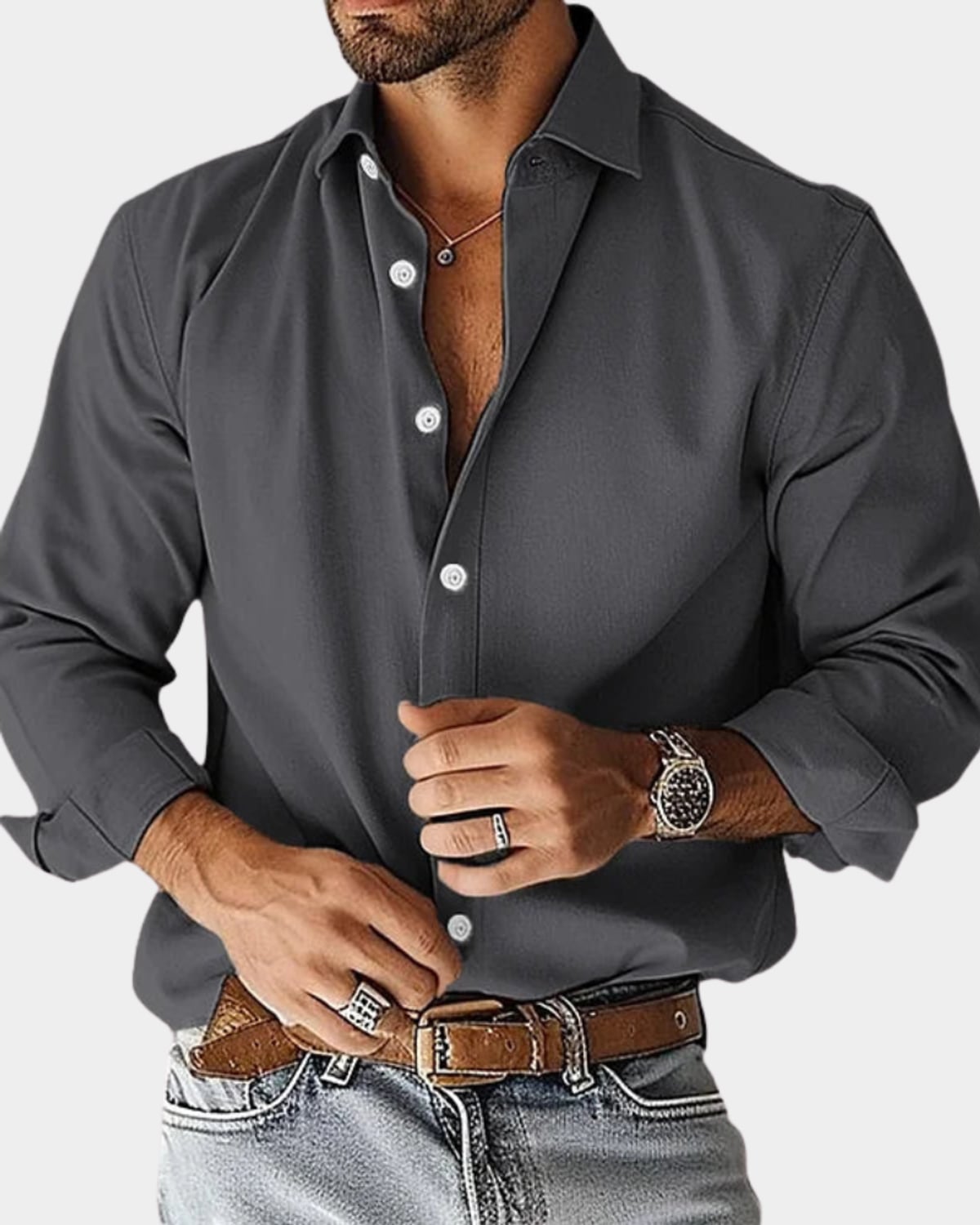 chemise homme coupe ajustée manches longues en gris foncé