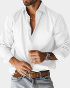 chemise homme coupe ajustée manches longues en blanc