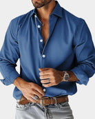 chemise homme coupe ajustée manches longues en bleu