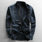 chemise homme coupe droite col rond en bleu