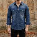 chemise homme coupe slim manches longues en bleu foncé