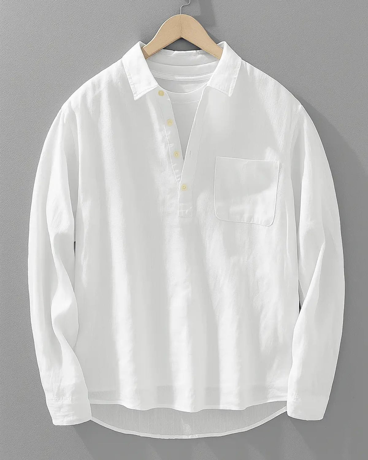 chemise homme oversize manches longues en blanc