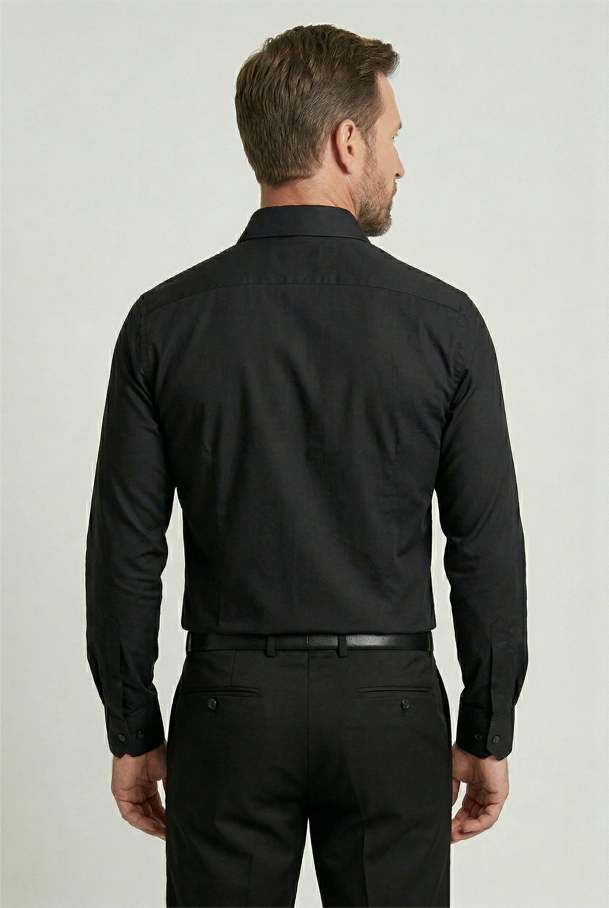 chemise homme slim sans repassage manches longues en noir
