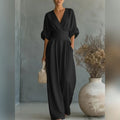 combinaison femme col en v jambes larges en noir