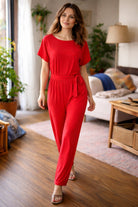 combinaison pantalon femme manches courtes ceinturée en rouge