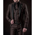 costume 3 pièces homme coupe slim revers satin en marron foncé
