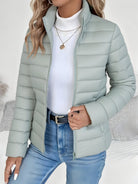 doudoune femme col montant coupe ajustée en vert