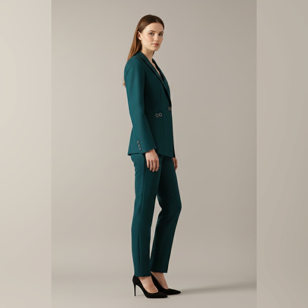 ensemble tailleur femme blazer et pantalon droit