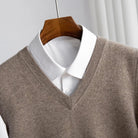gilet col en v homme coupe ajustée