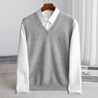 gilet col en v homme coupe ajustée en gris