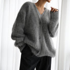 gilet femme oversize col en v en gris