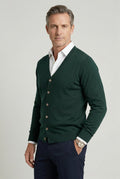 gilet homme col en v boutonné en vert foncé