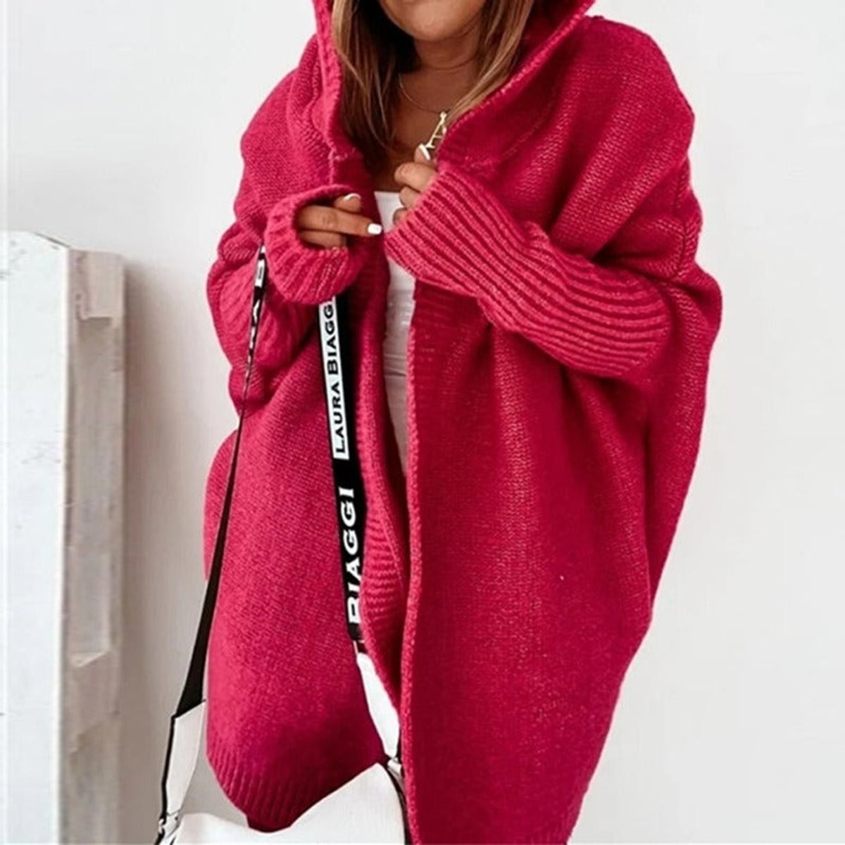 gilet long femme oversize à capuche en rouge
