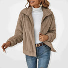 gilet zippé femme coupe longue col rabattu en kaki