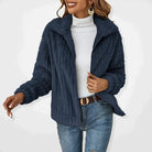 gilet zippé femme coupe longue col rabattu en bleu marine