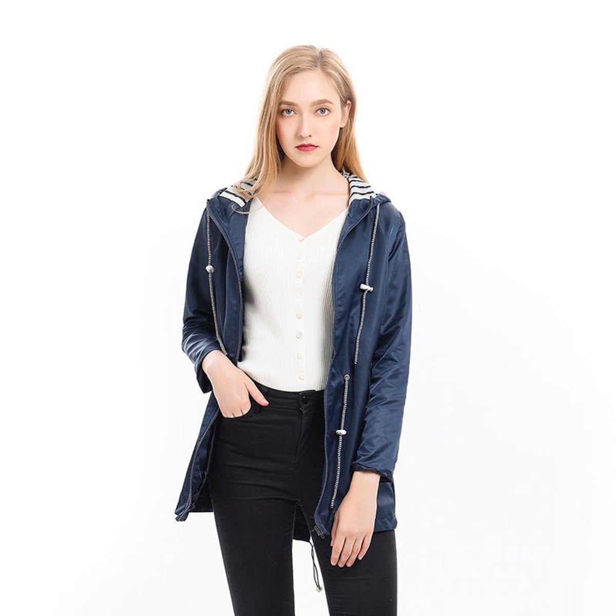 imperméable femme coupe droite à capuche
