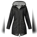 imperméable femme coupe droite à capuche en noir