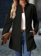 manteau femme col montant boutons en noir