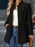 manteau femme col montant boutons en noir