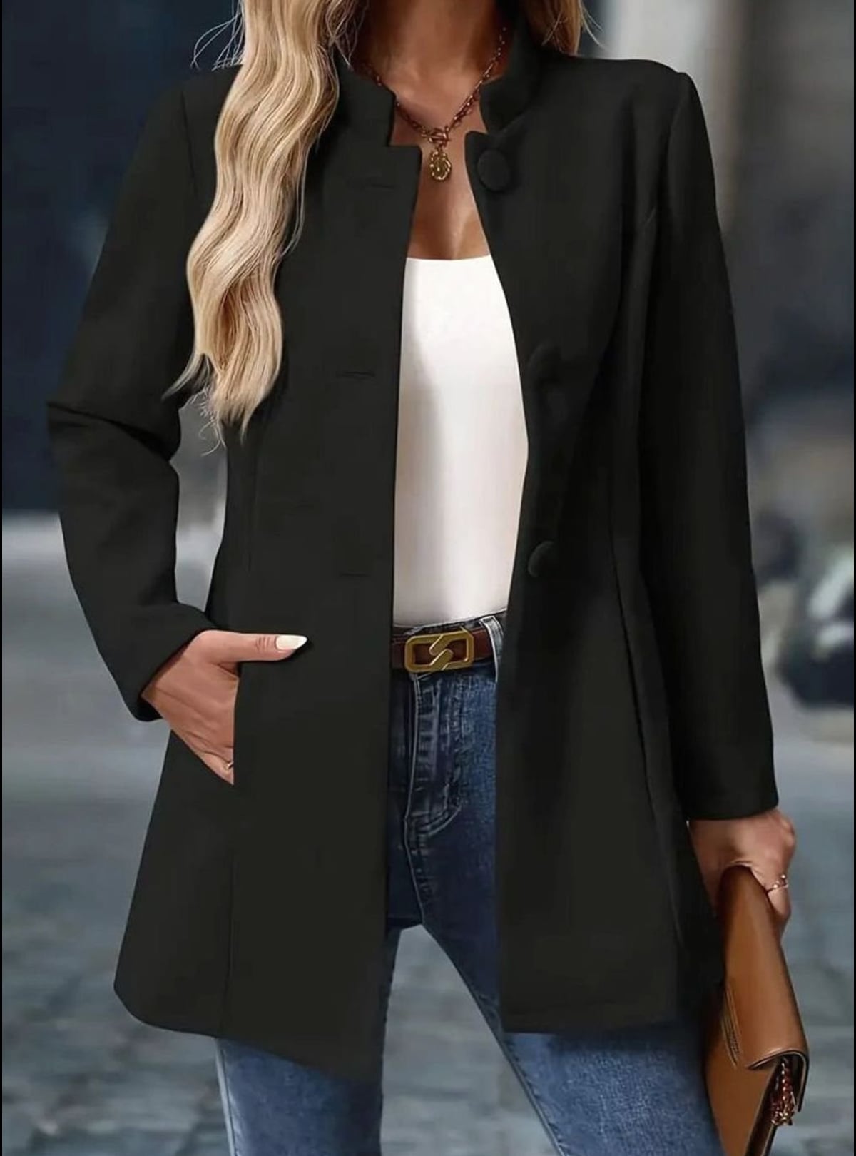 manteau femme col montant boutons en noir