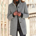 manteau femme col montant coupe droite en gris clair