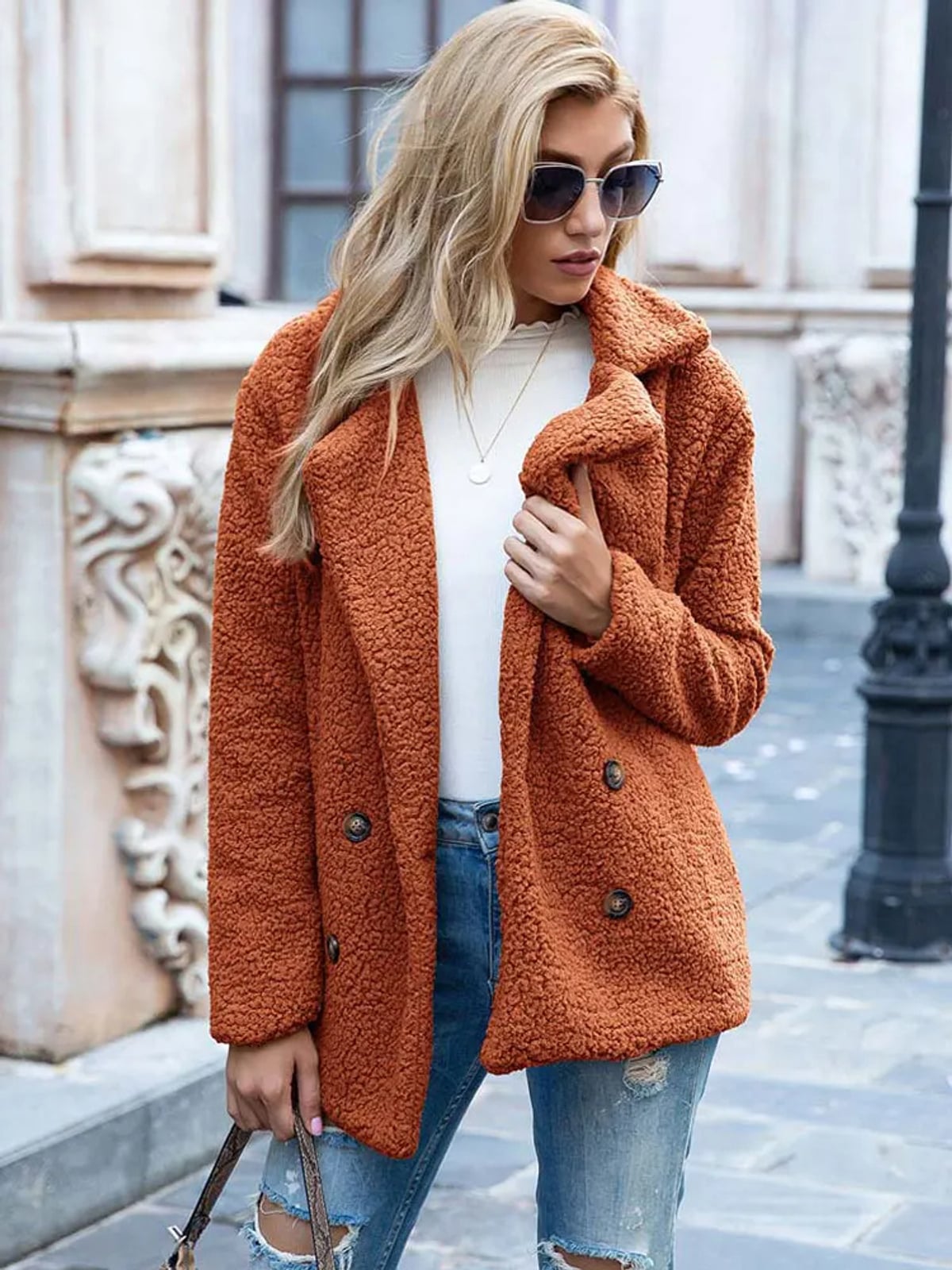 manteau femme coupe droite col cranté en orange
